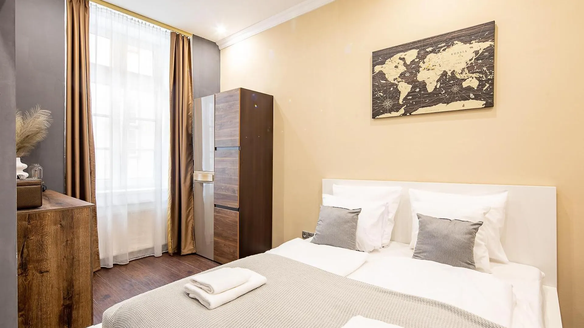 Huge Warm Luxury Apartment Budapest